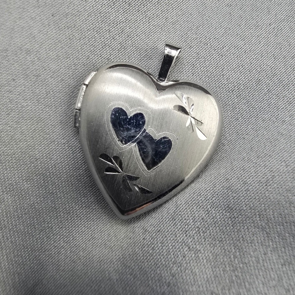 Vintage Estate Heart Locket Sterling Silver Etched Floral Pendant 1in